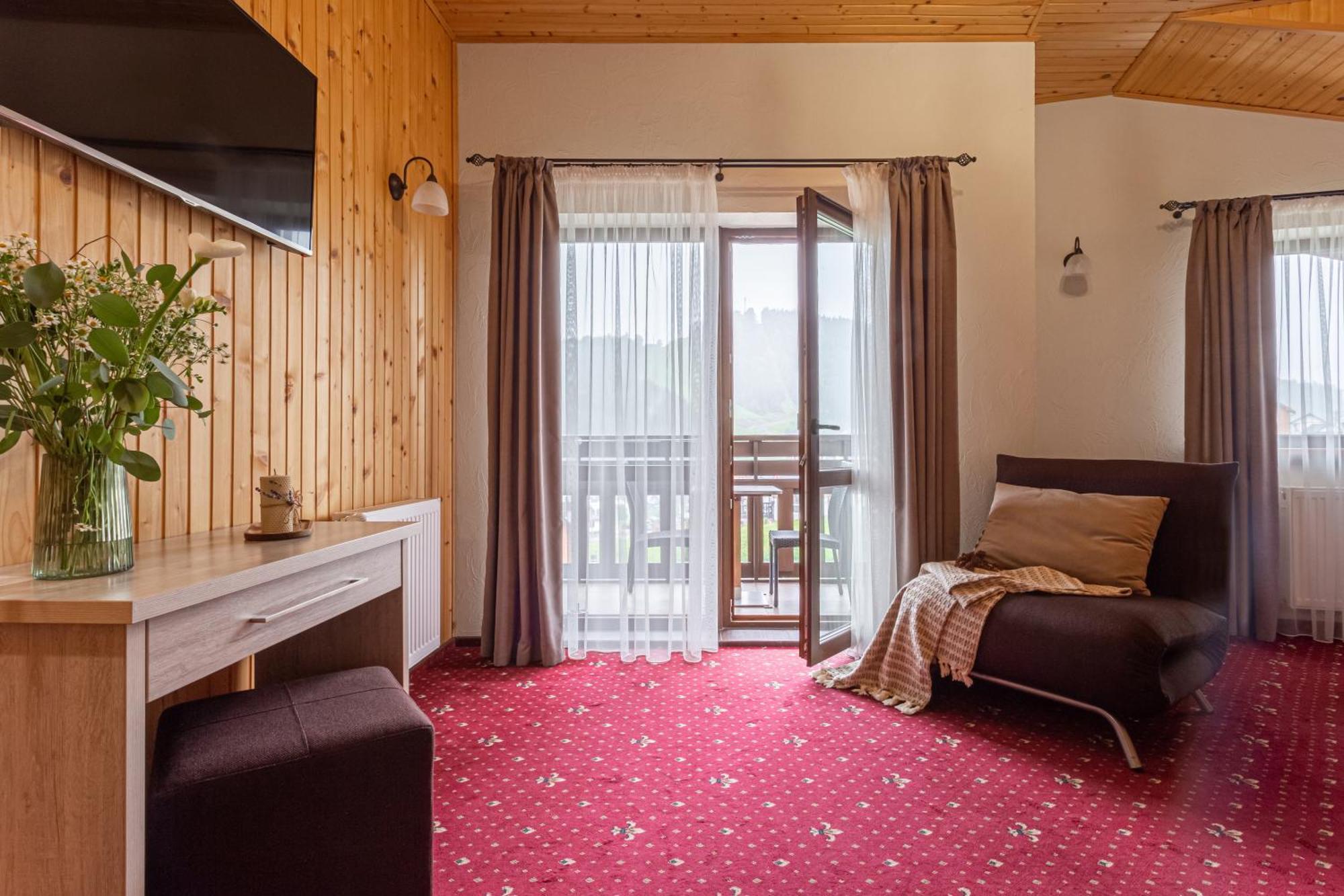 Graal Resort Bukovel Luaran gambar